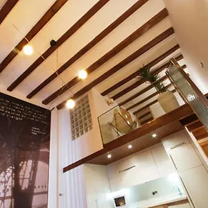 https://apartamentos-la-casa-de-les-lletres.catalonia-hotels.com